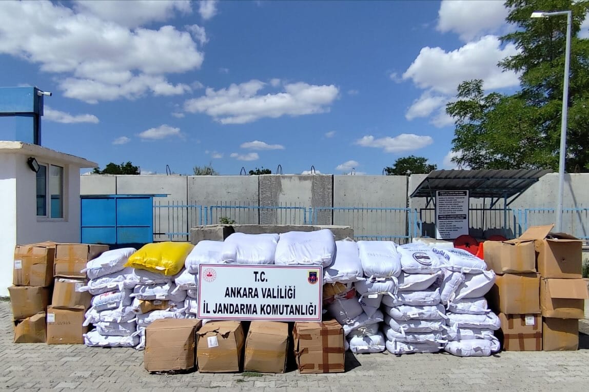 ANKARA (AA) – Ankara İl Jandarma Komutanlığı ekiplerince düzenlenen kaçakçılık