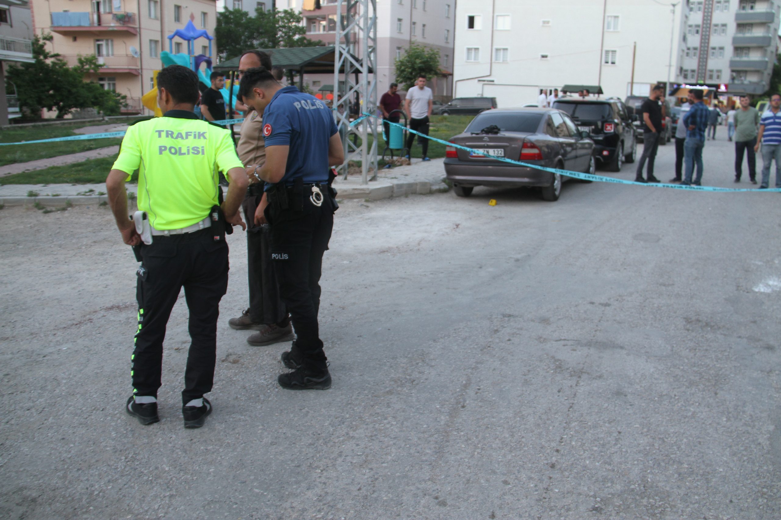 KONYA (AA) – Konya'nın Beyşehir ilçesinde silahla vurulan kişi hastaneye