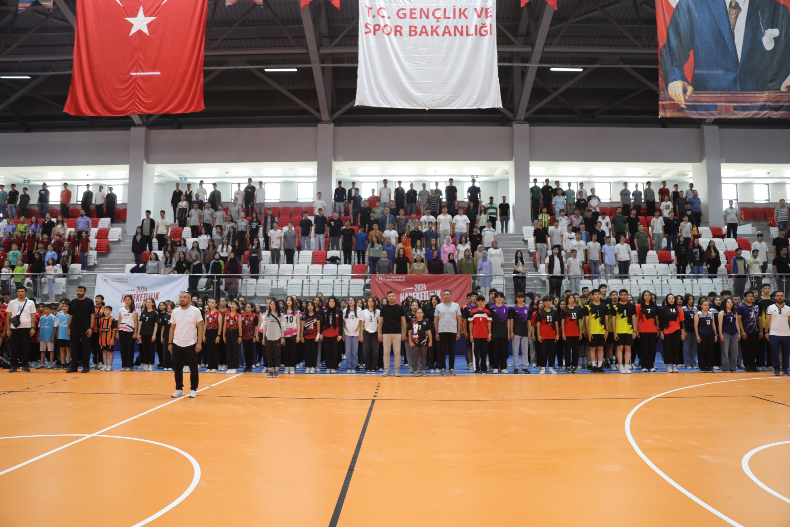 ANKARA (AA) – Ankara'nın Çubuk ilçesinde, okullar arası spor müsabakalarında