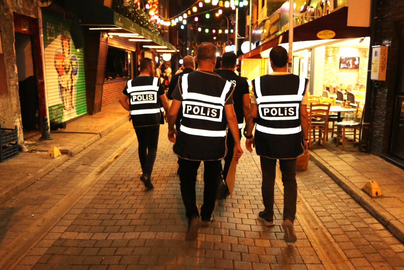 ESKİŞEHİR (AA) – Eskişehir'de polis tarafından gerçekleştirilen asayiş uygulamasında 1975