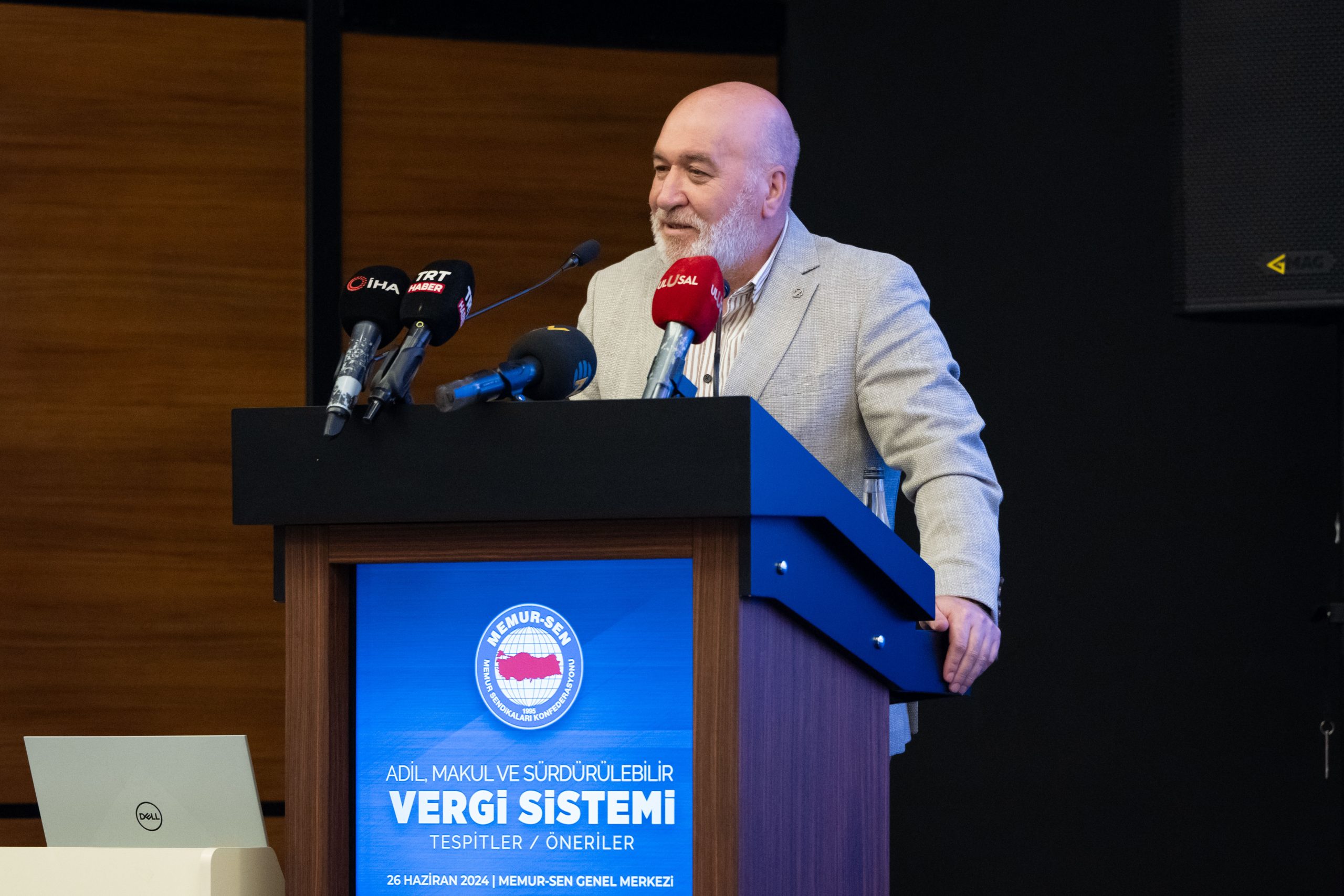 ANKARA (AA) – Memur-Sen tarafından, "Adil, Makul ve Sürdürülebilir Vergi