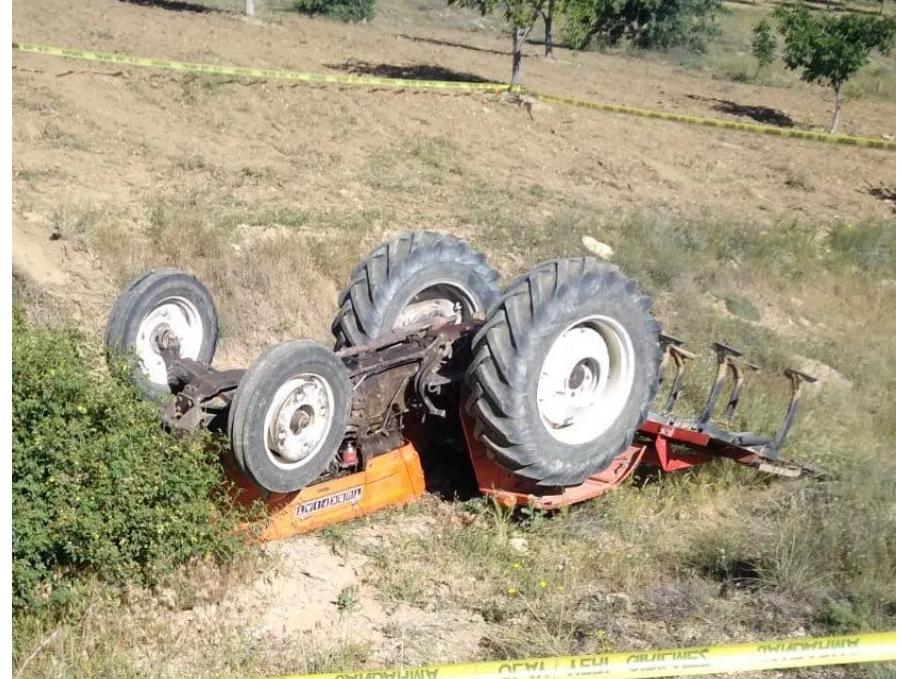 NEVŞEHİR (AA) – Nevşehir'in Hacıbektaş ilçesinde, traktörün devrilmesi sonucu 1