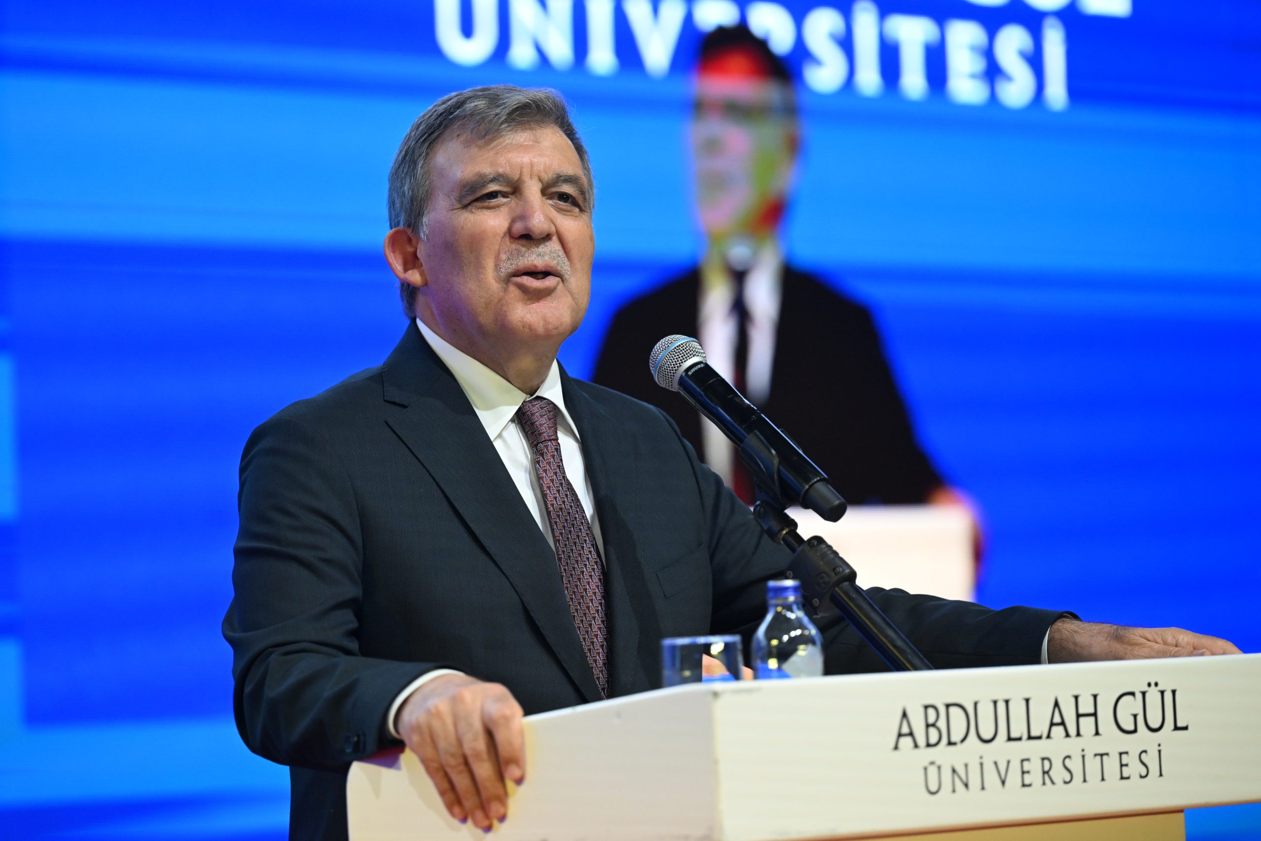 - "Üniversiteler sadece eğitim veren kurumlar değil insan hakları meseleleriyle