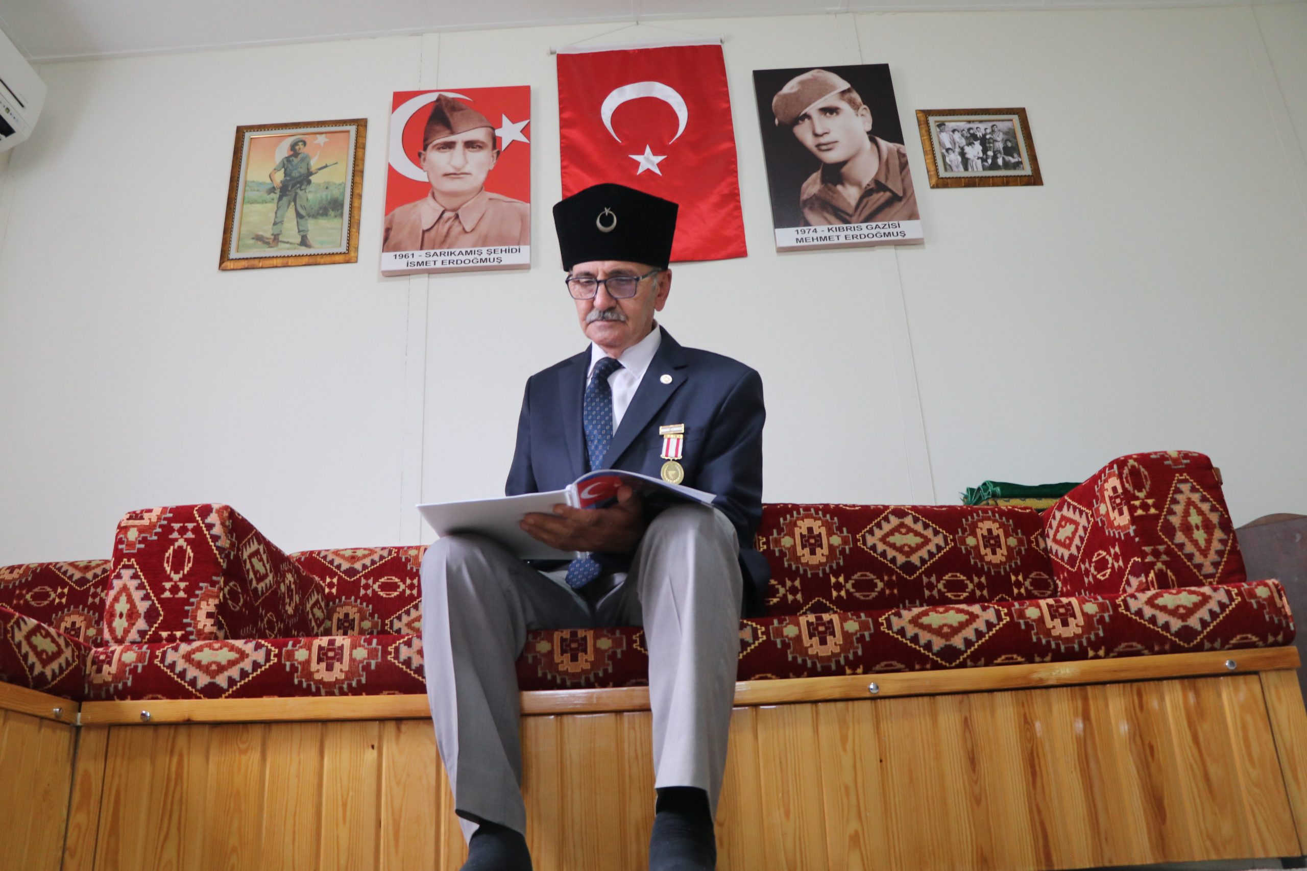 Çankırı‘da yaşayan 70 yaşındaki Kıbrıs gazisi Mehmet Erdoğmuş hayatını, Kıbrıs