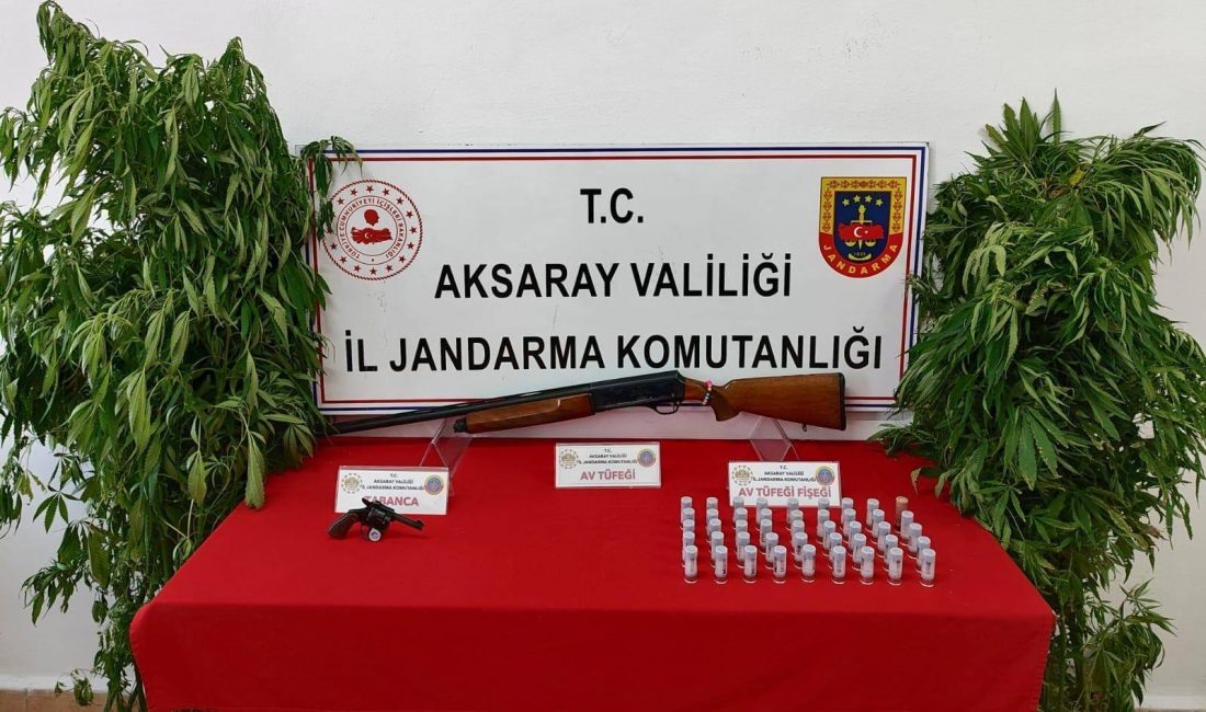 AKSARAY (AA) – Aksaray'da düzenlenen uyuşturucu operasyonunda 3 şüpheli yakalandı.