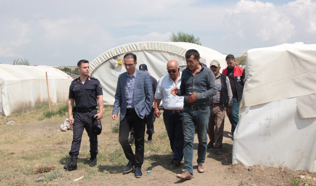 ANKARA (AA) – Beypazarı Kaymakamı Vedat Yılmaz, mevsimlik tarım işçileriyle