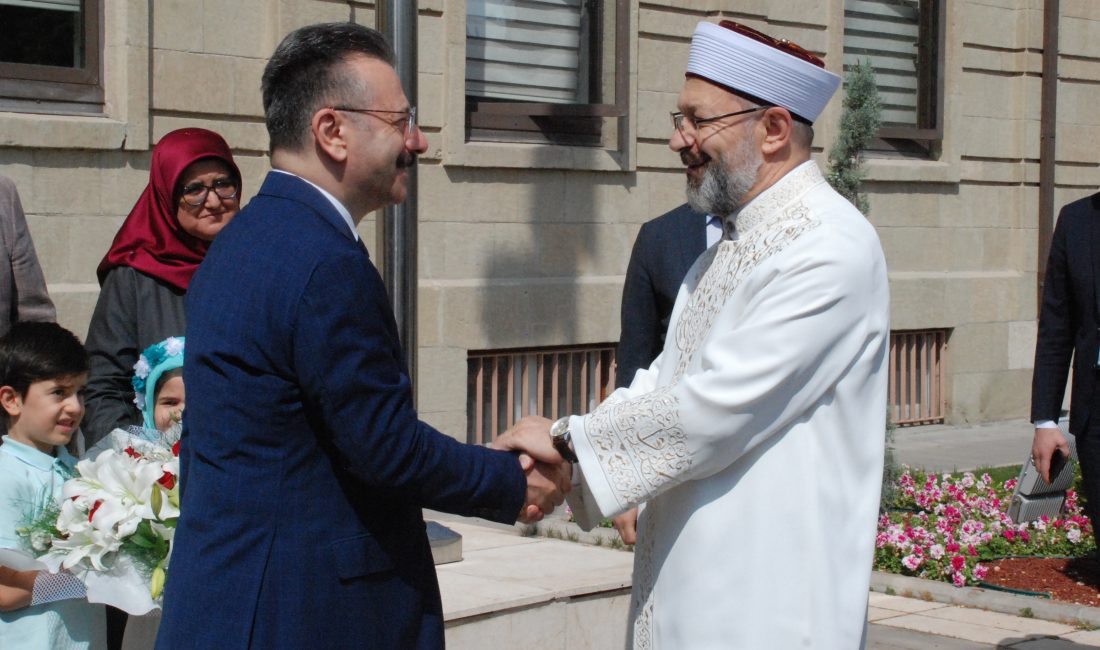 ESKİŞEHİR (AA) – Diyanet İşleri Başkanı Ali Erbaş, "Ülkemizdeki diyanet