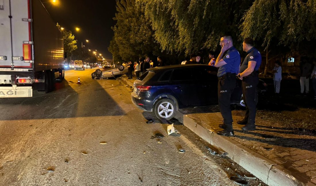 ESKİŞEHİR (AA) – Eskişehir'de çarpışan 2 otomobil ile kazanın etkisiyle