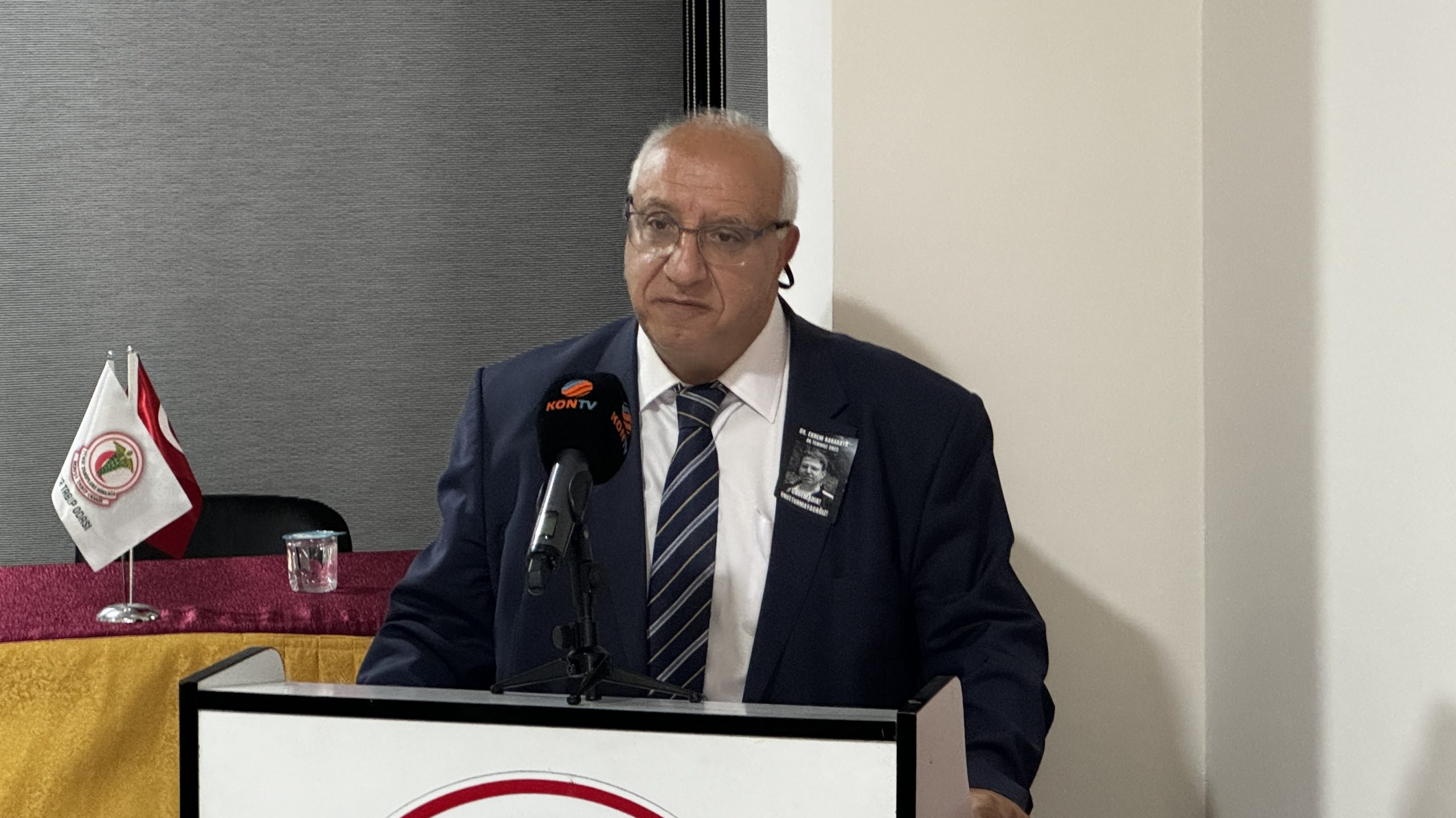 KONYA (AA) – Konya'da görev yaptığı hastanede bir hasta yakınının