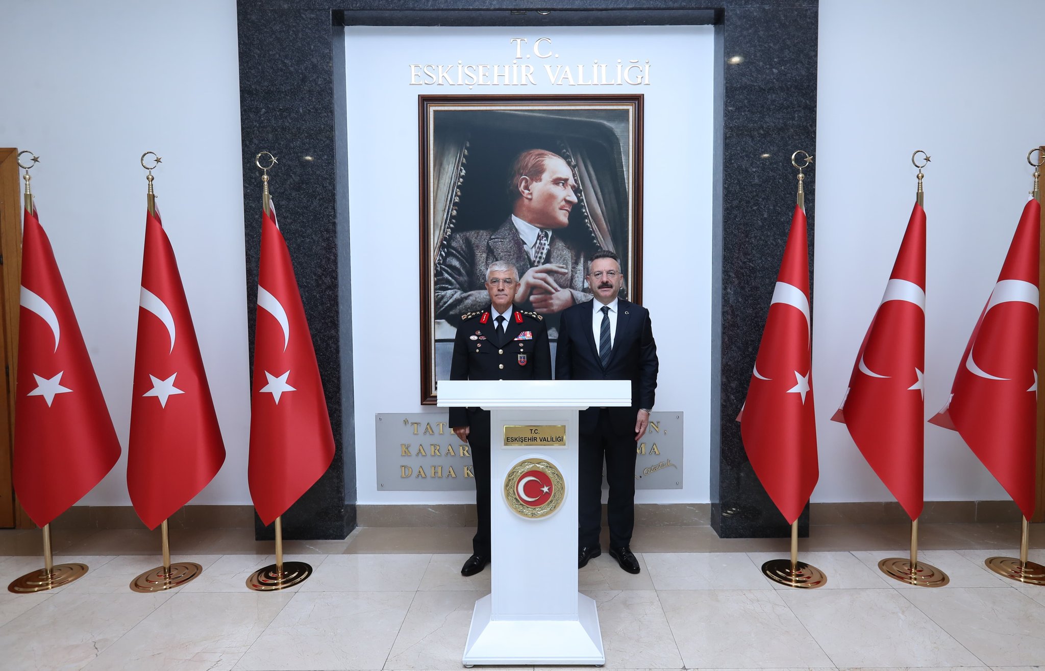 ESKİŞEHİR (AA) – Jandarma Genel Komutanı Orgeneral Arif Çetin, Eskişehir