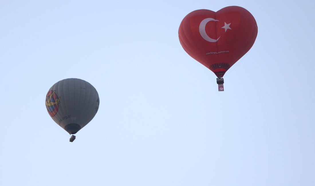 NEVŞEHİR (AA) – Kapadokya'da sıcak hava balonları, 15 Temmuz Demokrasi