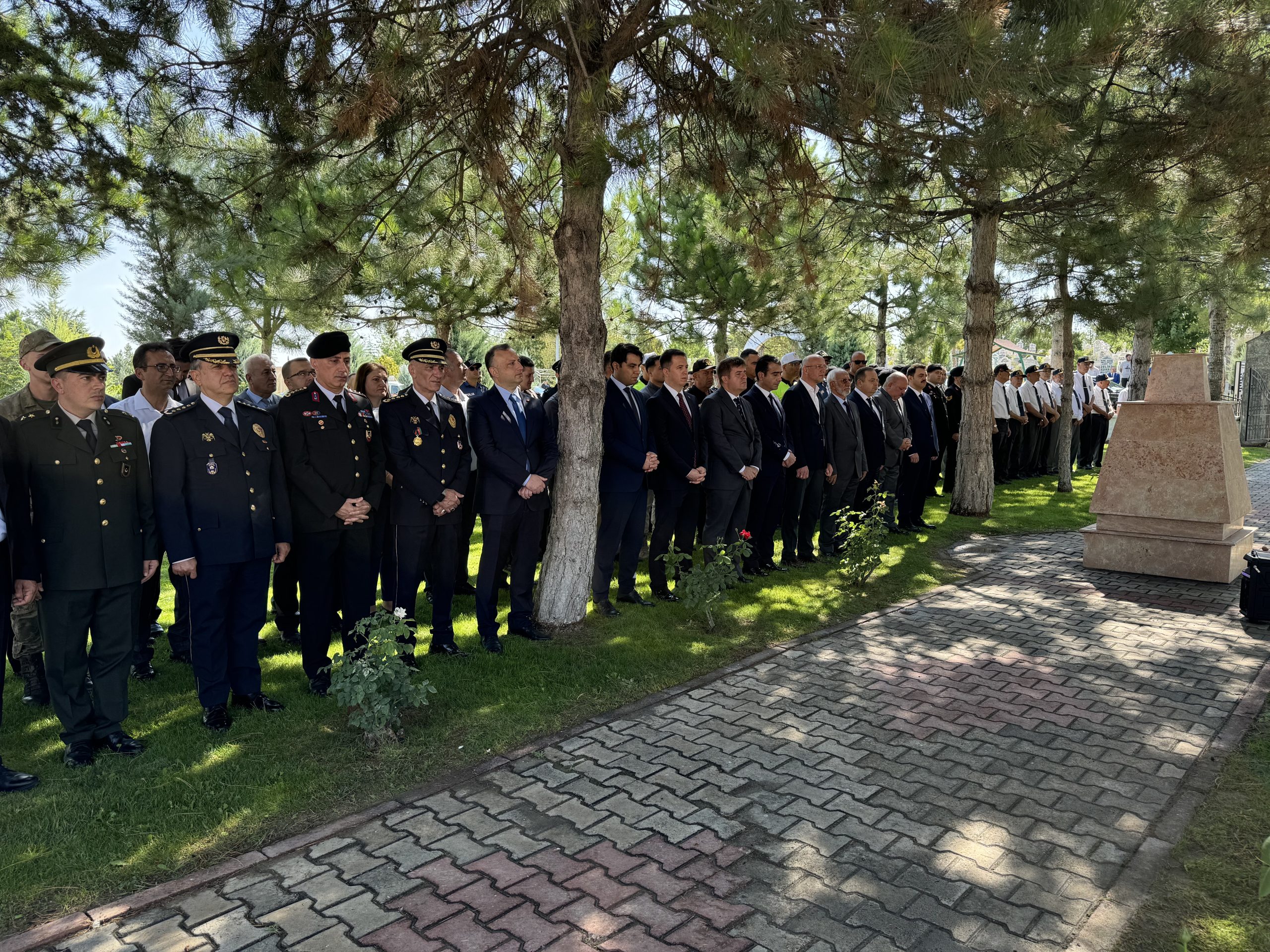 KARAMAN (AA) – Karaman Valisi Hüseyin Engin Sarıibrahim ve il