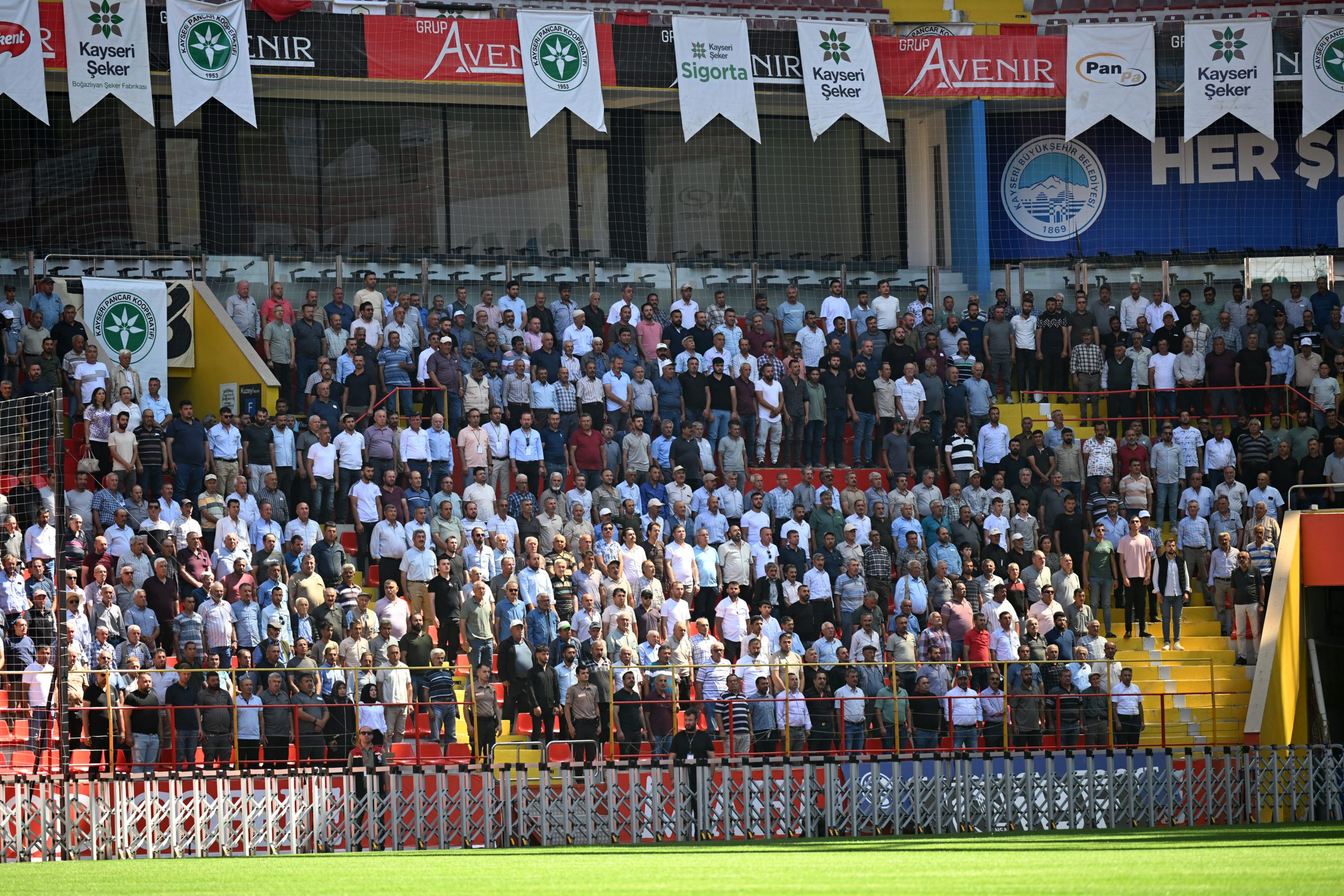KAYSERİ (AA) – Kayseri Pancar Ekicileri Kooperatifi'nin 70 ve 71.