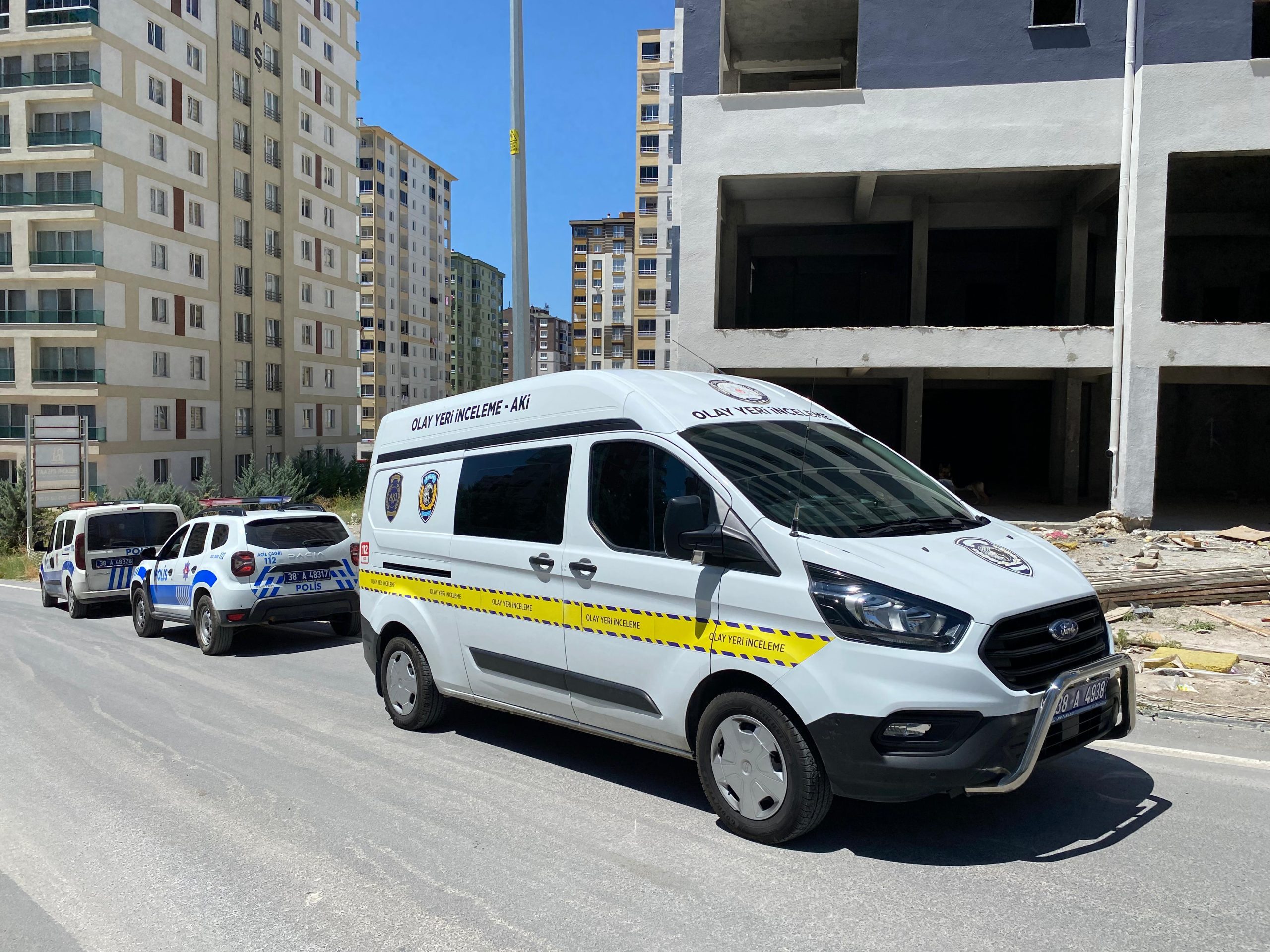 KAYSERİ (AA) – Kayseri'nin Talas ilçesinde inşaattan düşen işçi yaralandı.