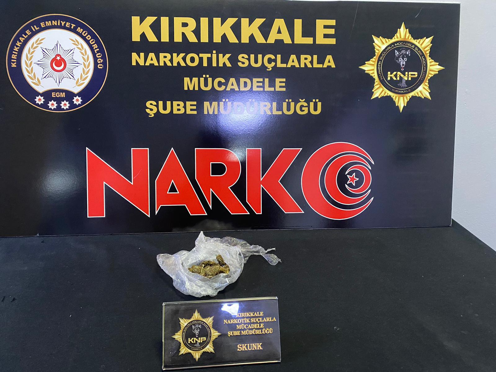 KIRIKKALE (AA) – Kırıkkale'de uyuşturucu operasyonlarında gözaltına alınan 13 zanlıdan