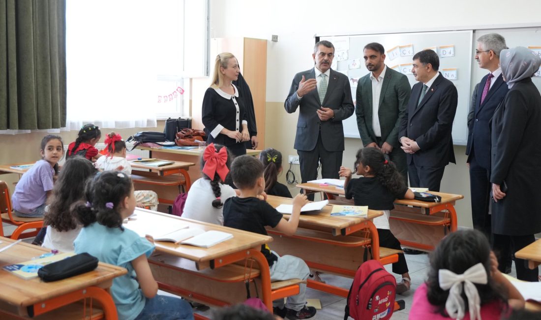 ANKARA (AA) – Milli Eğitim Bakanı Yusuf Tekin, İsrail'in Filistin'e