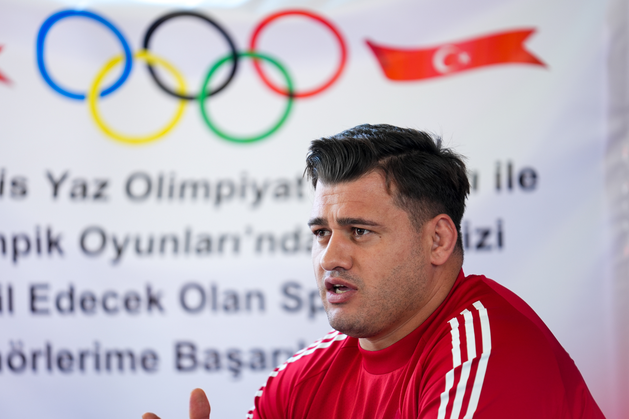 ANKARA (AA) – Milli güreşçi Rıza Kayaalp, rahatsızlığı nedeniyle kullandığı
