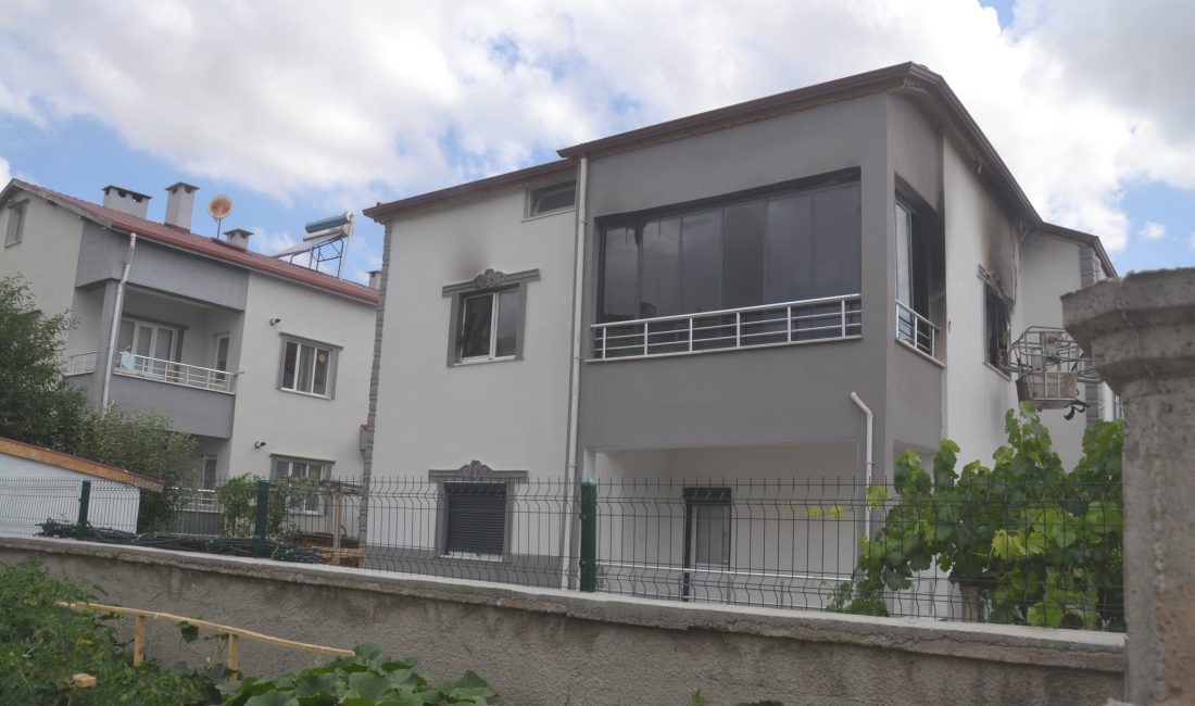 SİVAS (AA) – Sivas'ın Şarkışla ilçesinde bir evde çıkan yangın