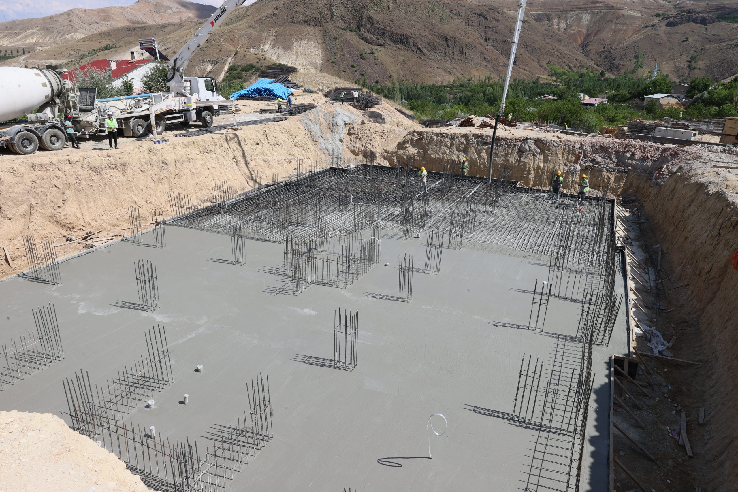 SİVAS (AA) – Kahramanmaraş merkezli 6 Şubat 2023'teki depremlerin ardından