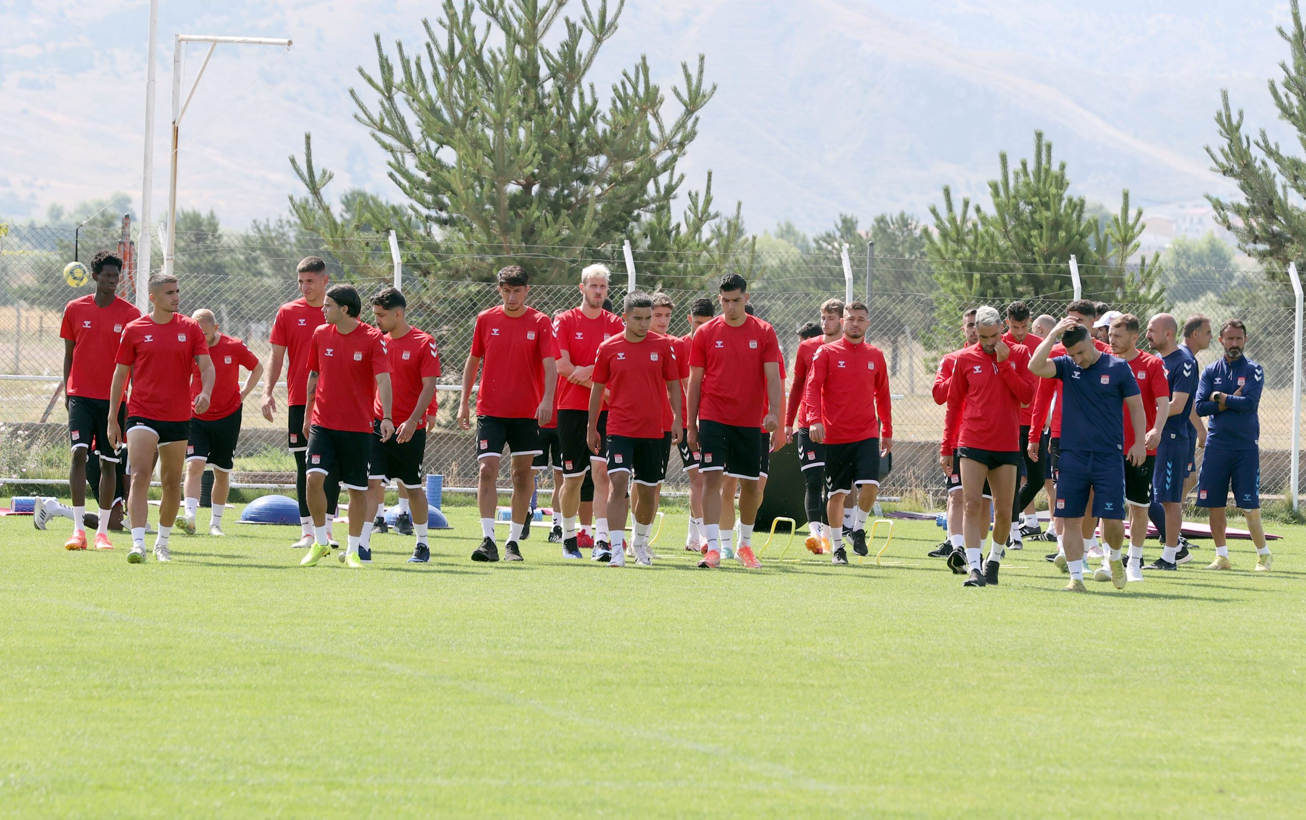 SİVAS (AA) – Trendyol Süper Lig ekiplerinden Sivasspor'da teknik direktör