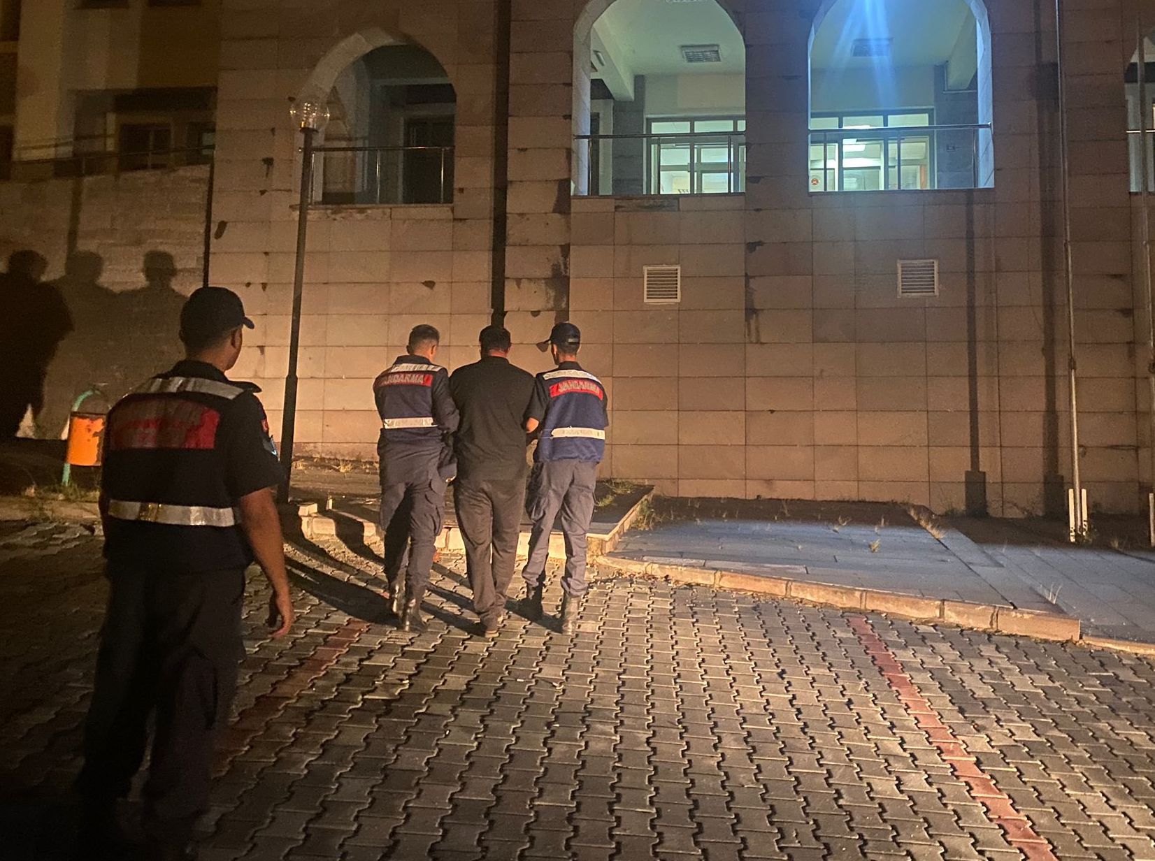 YOZGAT (AA) – Yozgat'ta cezaevinden kaçan mahkum, jandarma ekiplerince yakalandı.