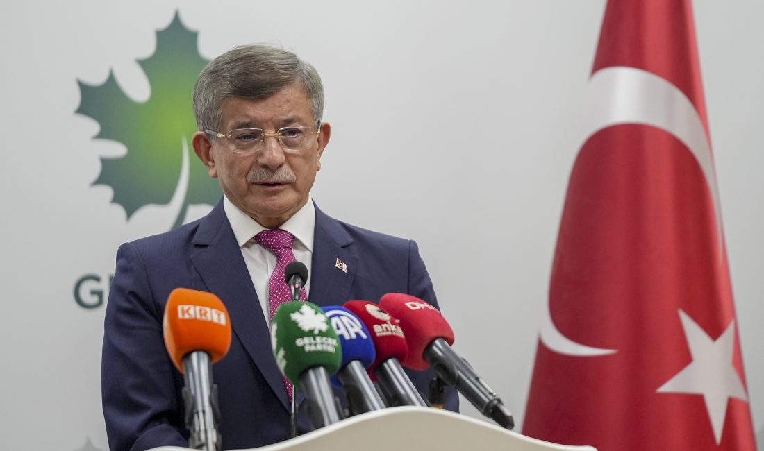 ANKARA (AA) – Zafer Partisi Genel Başkanı Ümit Özdağ, Gelecek