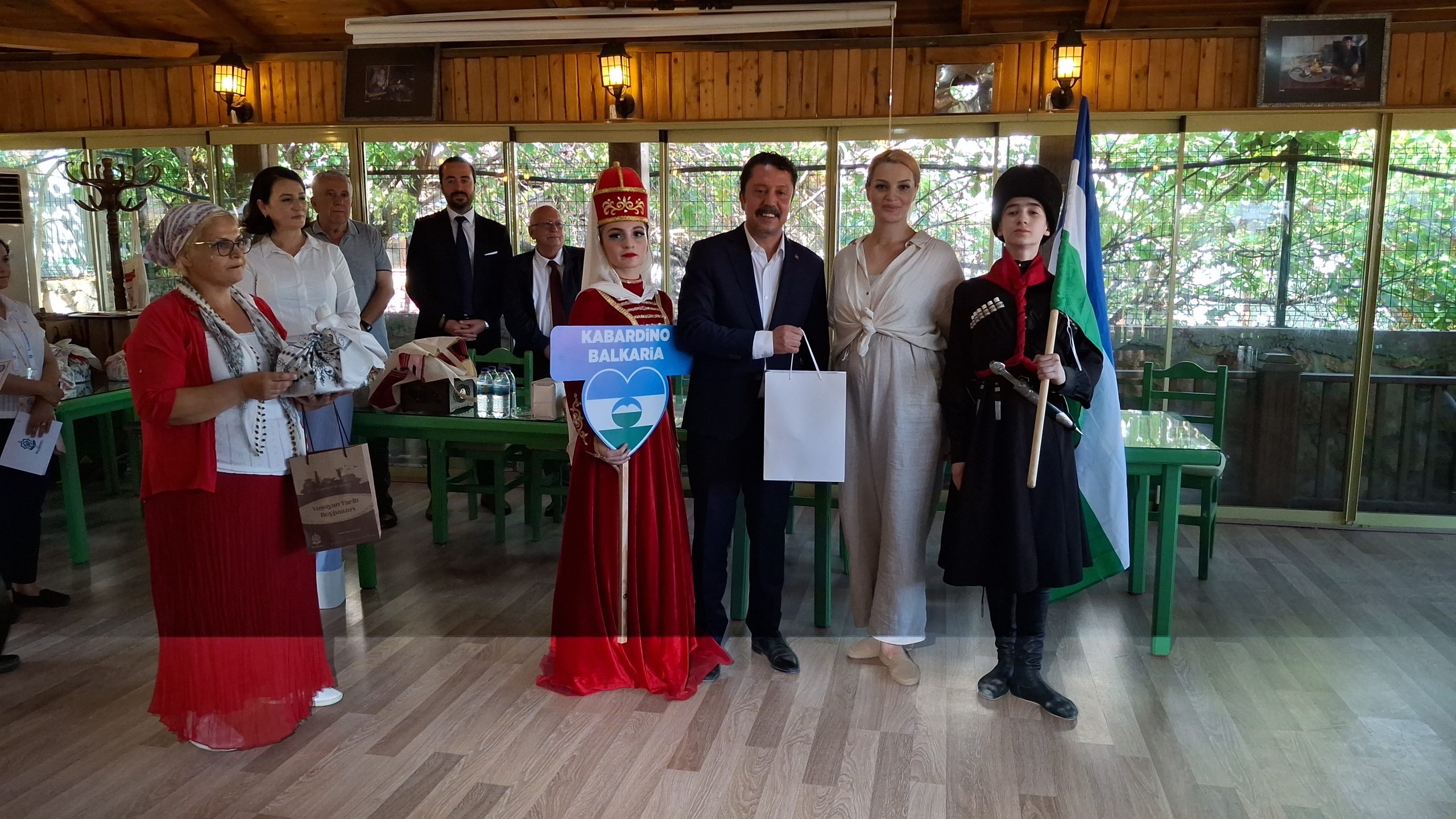 ANKARA (AA) – Beypazarı ilçesinde ilki düzenlenen Uluslararası Beypazarı Halk