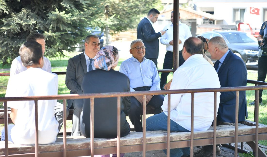 KAYSERİ (AA) – Kayseri Büyükşehir Belediye Başkanı Memduh Büyükkılıç, Eskişehir