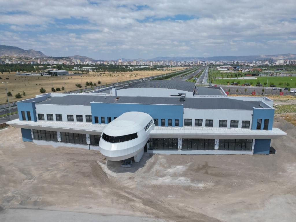 KAYSERİ (AA) – Türkiye'nin ilk uçak fabrikasının kurulduğu Kayseri’de, Melikgazi
