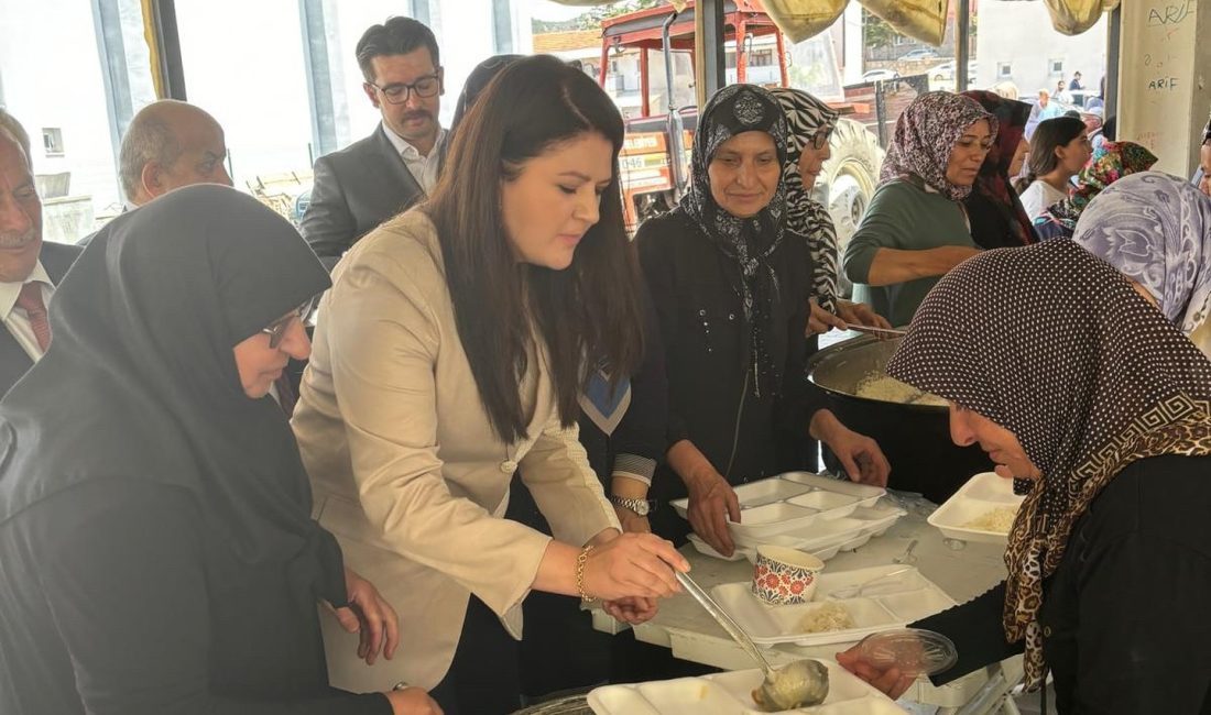 Korgun Belediyesi’nin düzenlediği aşure programına Çankırı Valisi Fırat Taşolar, MHP
