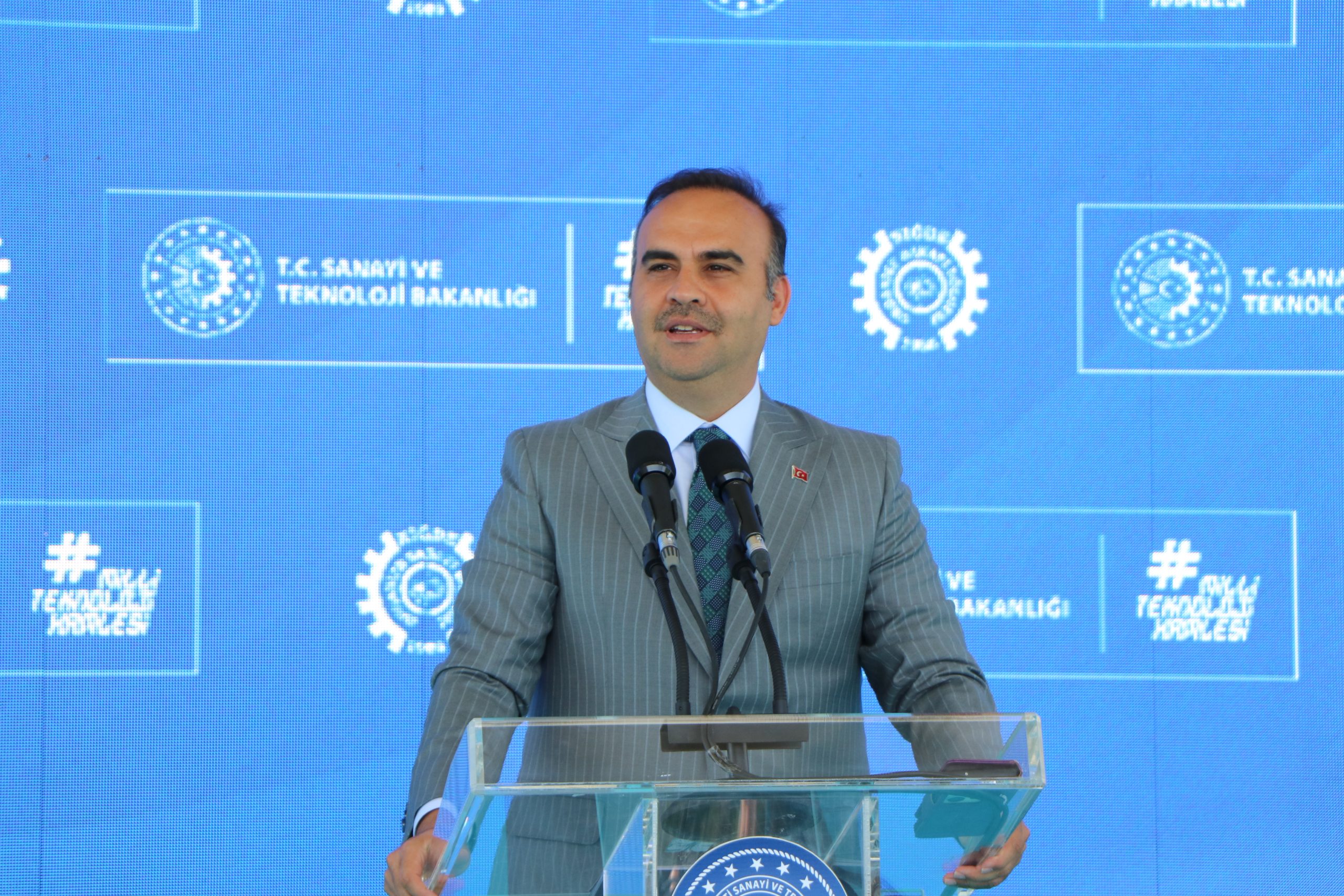 NİĞDE (AA) – Sanayi ve Teknoloji Bakanı Mehmet Fatih Kacır,