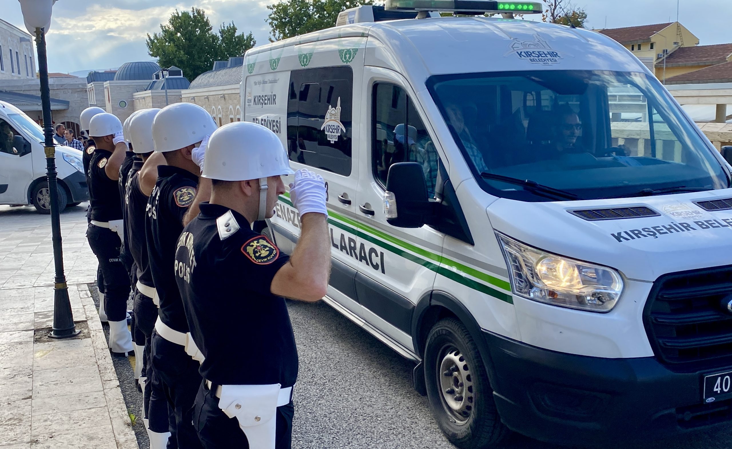 KIRŞEHİR (AA) – Erzincan'da iki tır ve bir otomobilin çarpıştığı