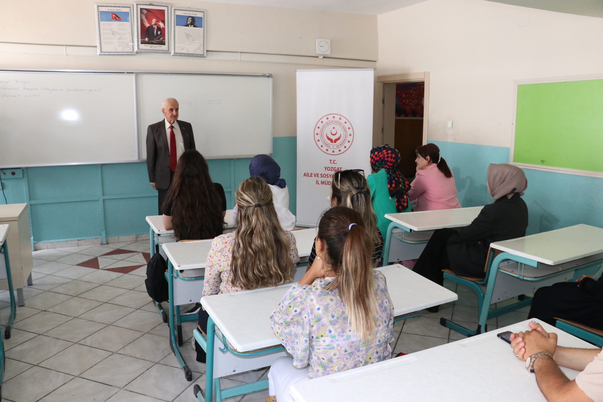 YOZGAT (AA) – Yozgat Alparslan Türkeş Huzurevi'nde kalan yaşlılar, "Ertelenmiş