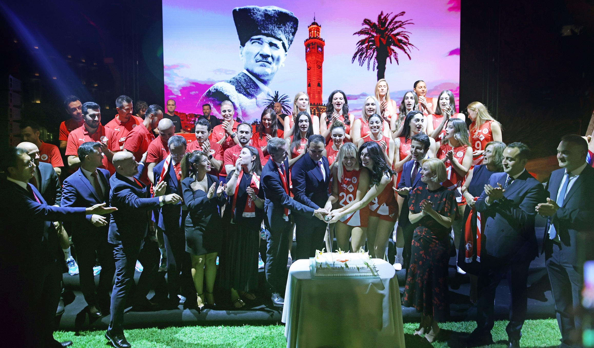 İSTANBUL (AA) – Vodafone Sultanlar Ligi'ne çıkan Aras Kargo Spor