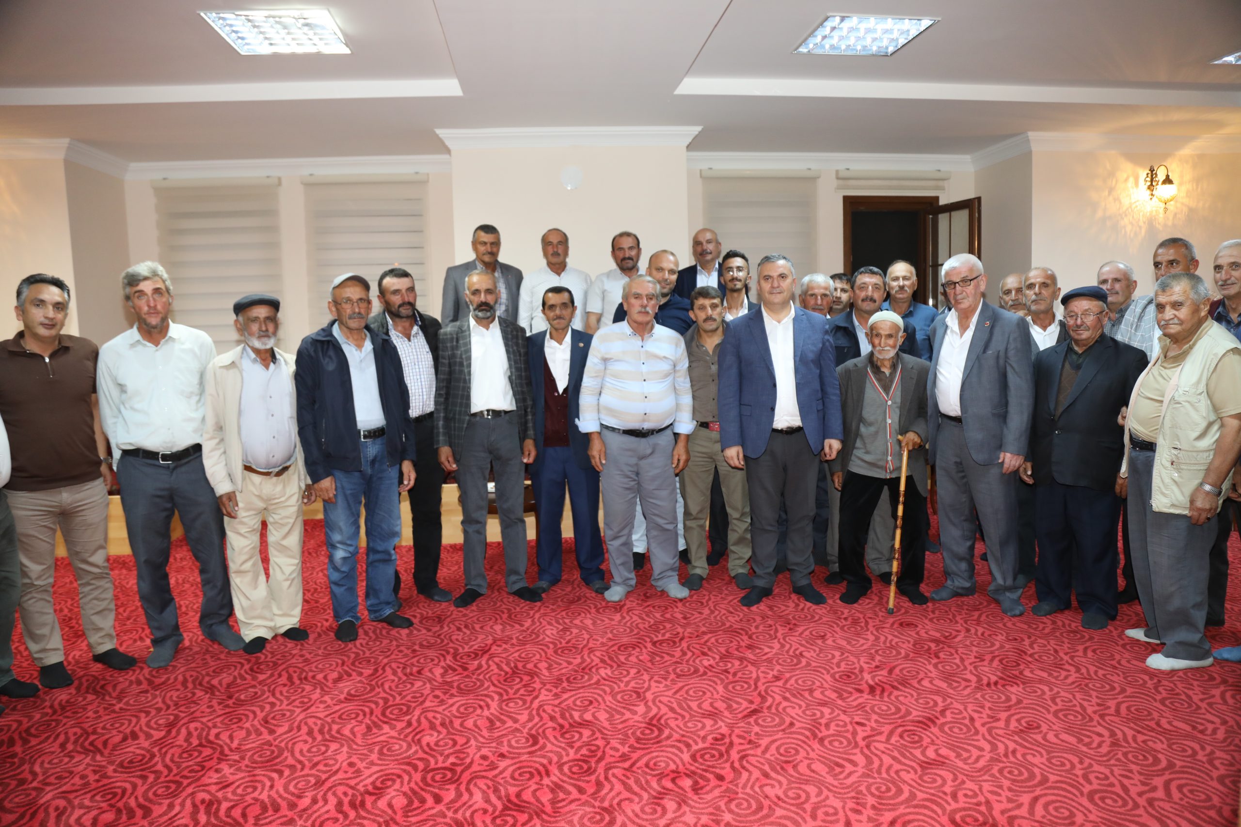 ANKARA (AA) – Çubuk Belediye Başkanı Baki Demirbaş, Yiğitli Mahallesi'ni