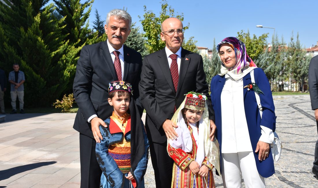 KIRIKKALE (AA) – Hazine ve Maliye Bakanı Mehmet Şimşek, dezenflasyonun