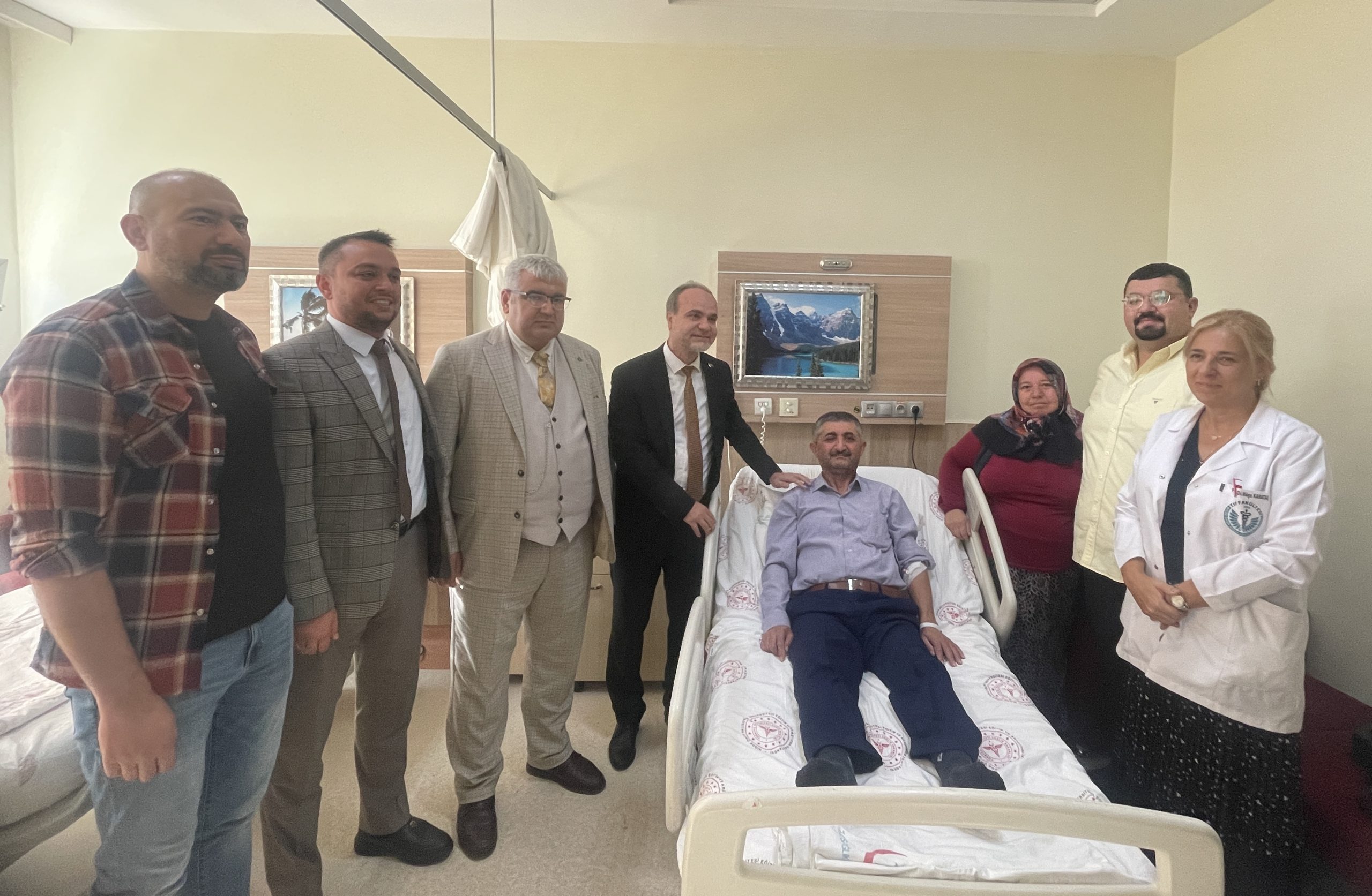 NİĞDE (AA) – Niğde'de görme bozukluğu yaşayan hasta, kornea nakliyle