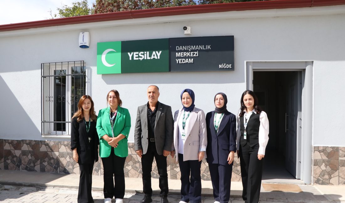 NİĞDE (AA) – Niğde'de Yeşilay tarafından bağımlılıkla mücadele ve sağlıklı