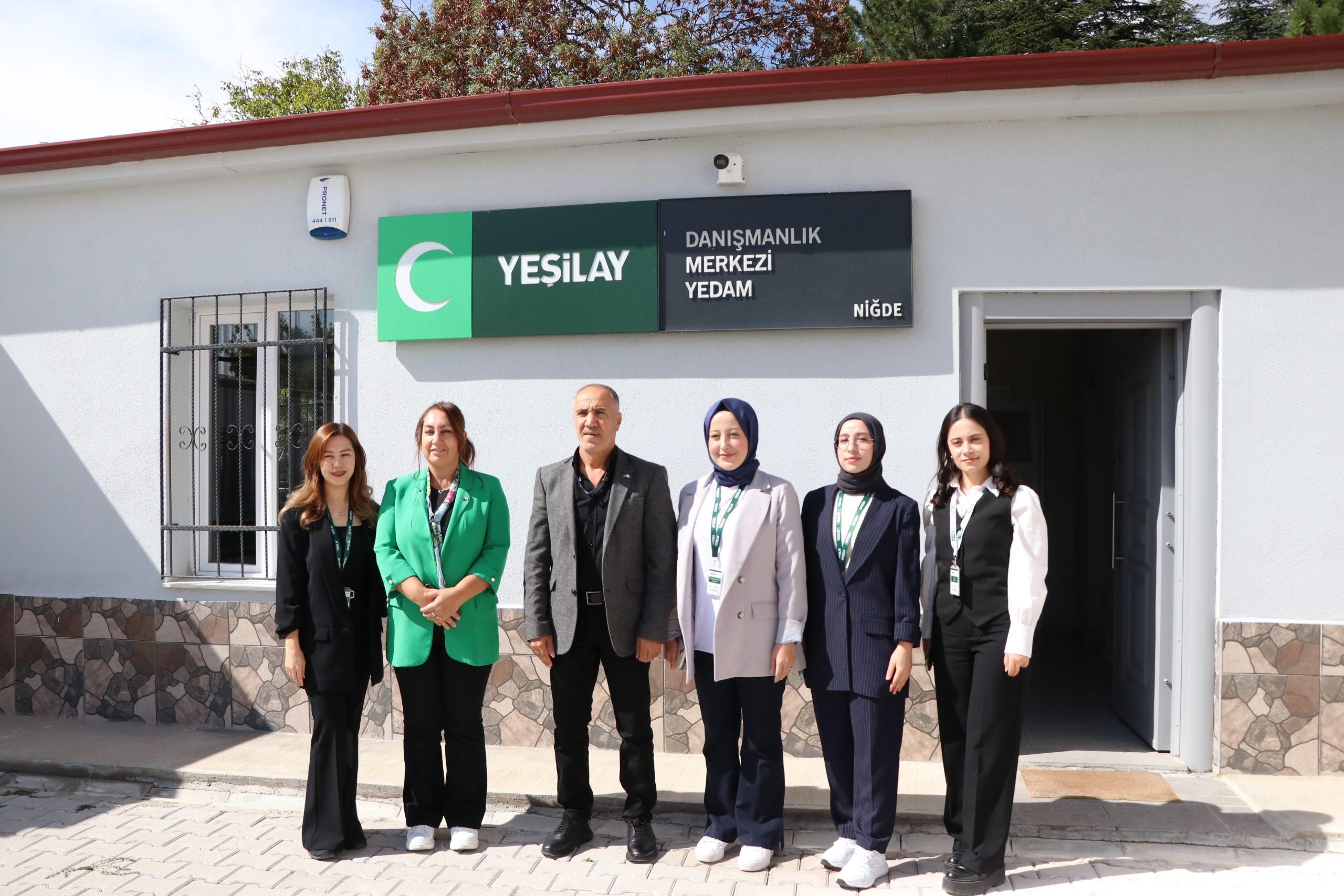 NİĞDE (AA) – Niğde'de Yeşilay tarafından bağımlılıkla mücadele ve sağlıklı