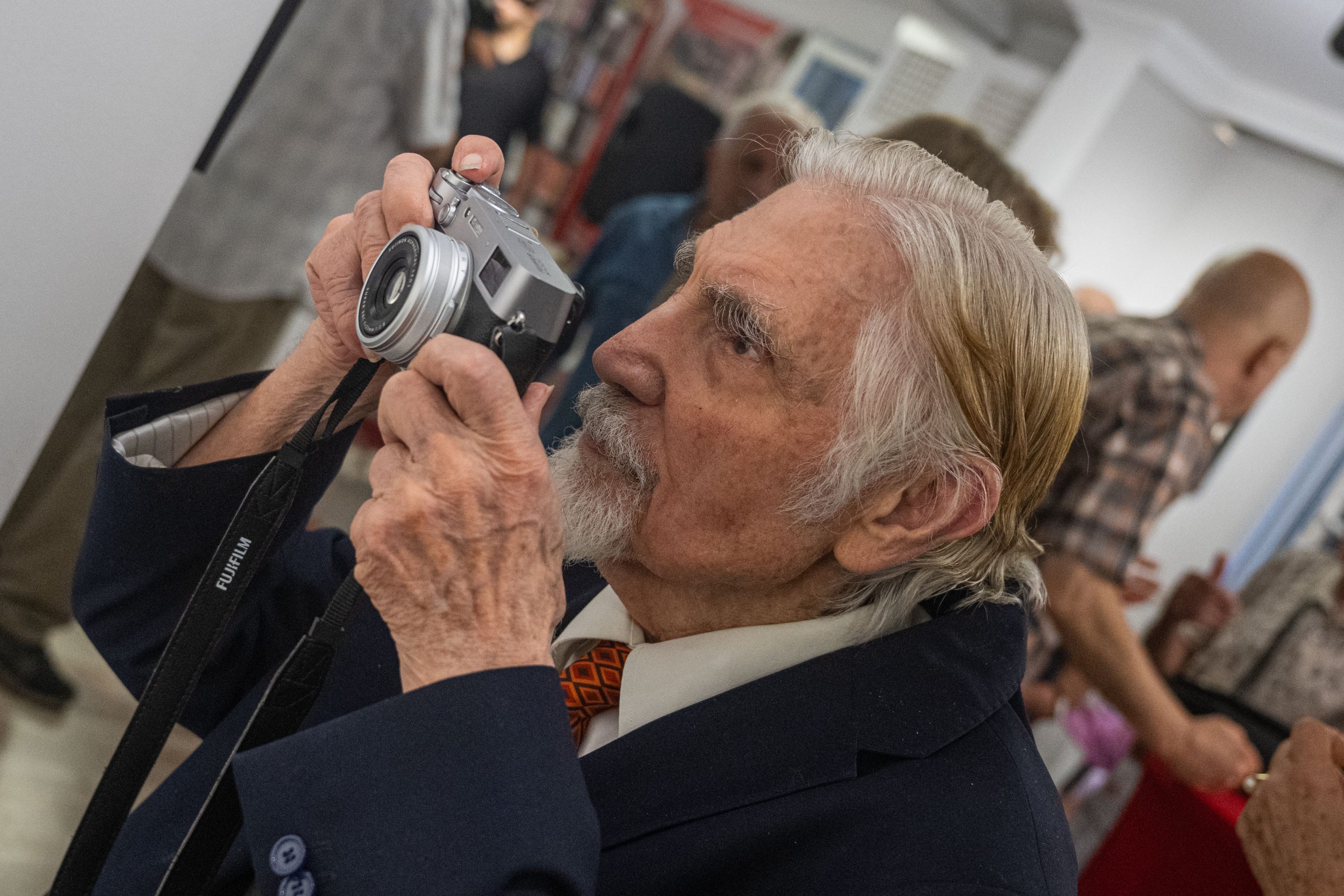 ANKARA (AA) – Sanat fotoğrafçısı Ruhi Oğuz Sağdıç'ın "mBale" isimli