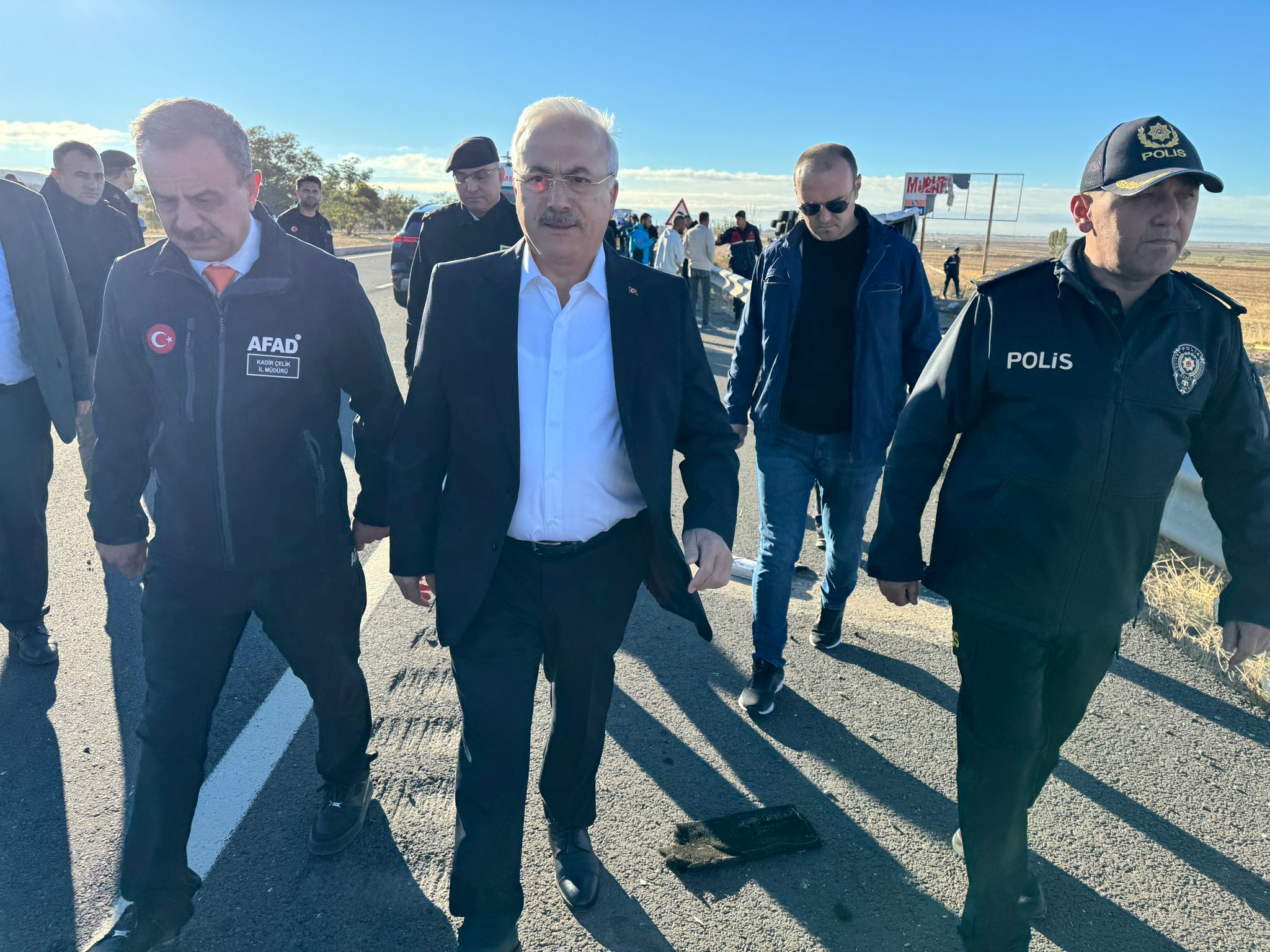 - VALİ MEHMET ALİ KUMBUZOĞLU'NUN AÇIKLAMASI EKLENDİ, YARALI SAYISI GÜNCELLENDİ