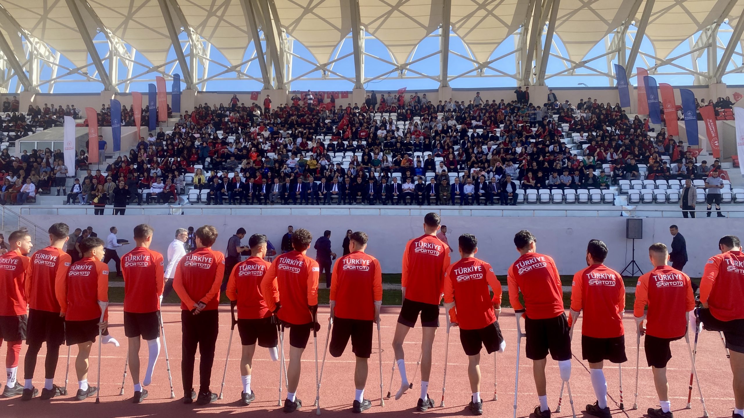 KIRŞEHİR (AA) – Ampute Milli Futbol Takımı, Amatör Spor Haftası