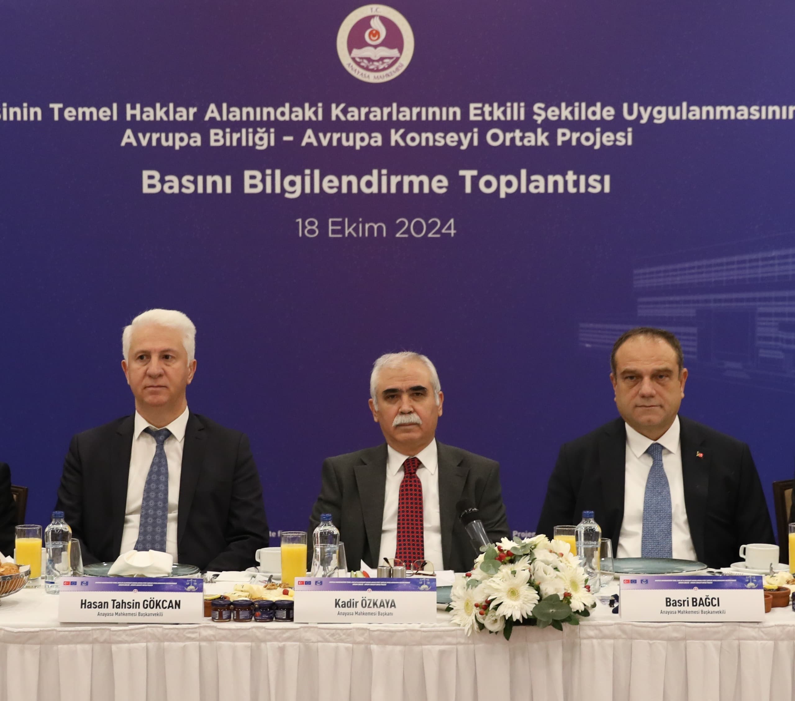 ANKARA (AA) – Anayasa Mahkemesi (AYM) Başkanı Kadir Özkaya, "HDP