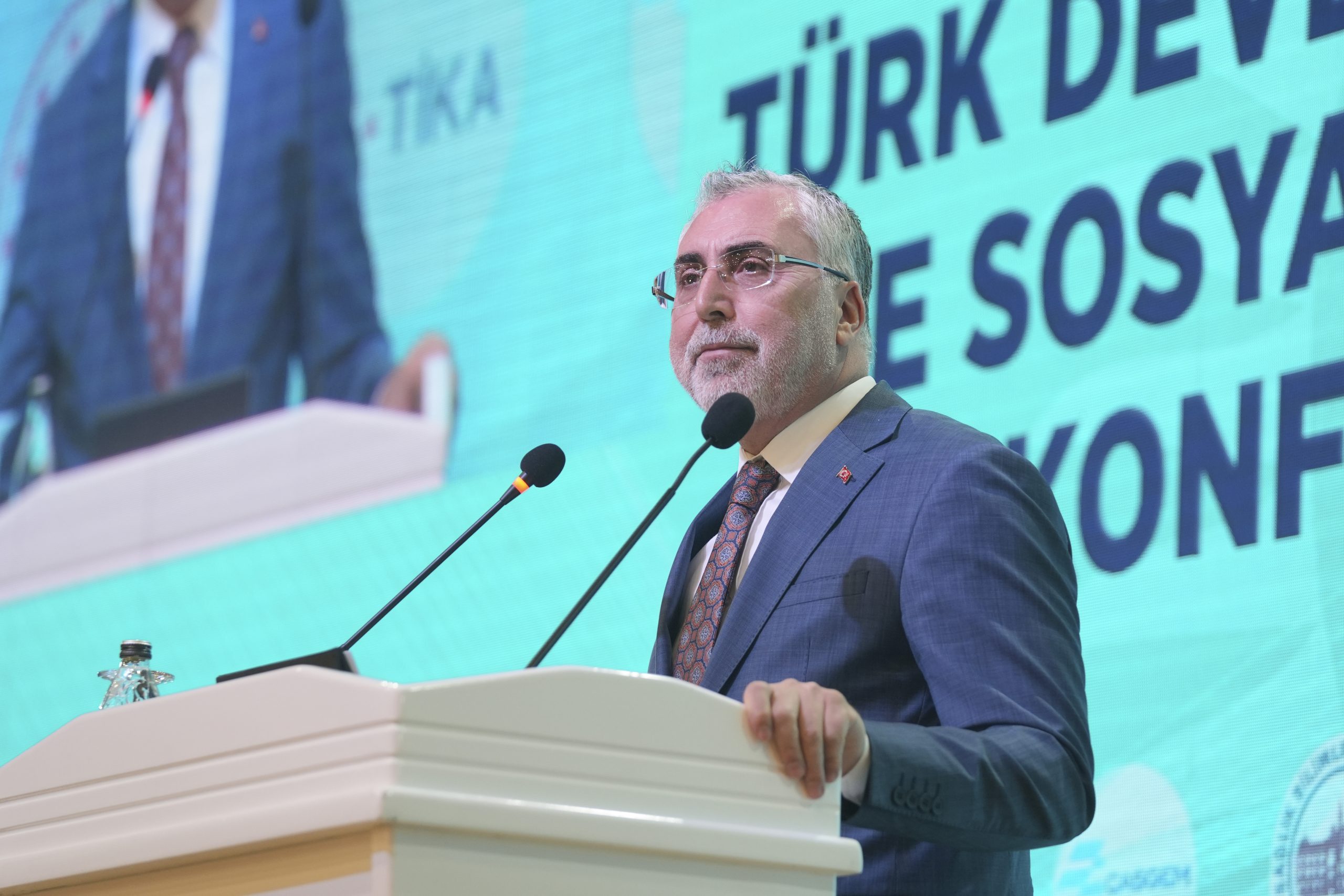 ANKARA (AA) – Çalışma ve Sosyal Güvenlik Bakanı Vedat Işıkhan,
