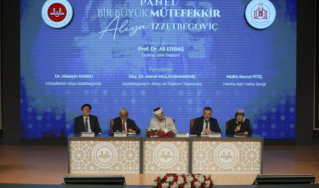 - "Mütefekkir ve entelektüel kişiliği ile İzzetbegoviç'i değerli bir devlet