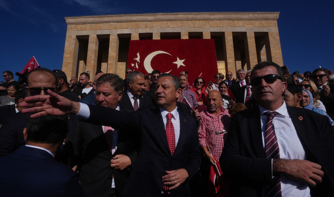 ANKARA (AA) – CHP Genel Başkanı Özgür Özel, 29 Ekim