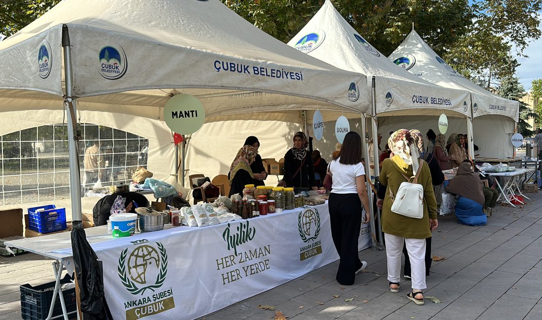 ANKARA (AA) – Ankara'nın Çubuk ilçesinde Gazze halkına yardım amacıyla