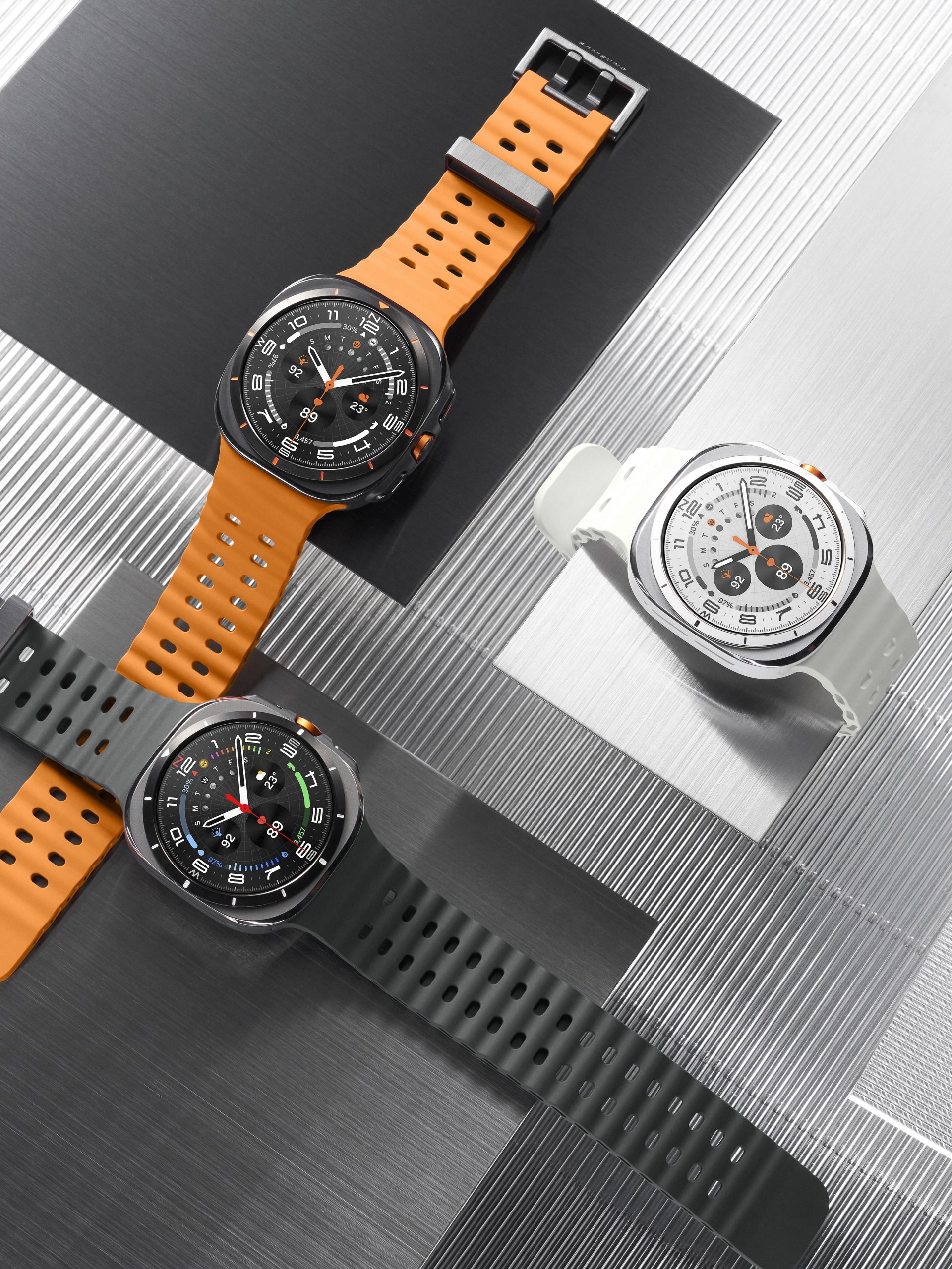 - Samsung'un Galaxy Watch Ultra akıllı saati, performans tutkunlarına her