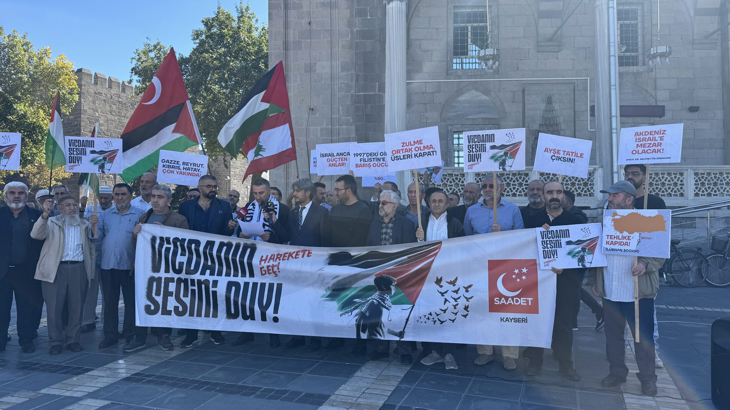 KAYSERİ (AA) – İsrail'in Filistin ve Lübnan'a yönelik saldırıları Kayseri'de