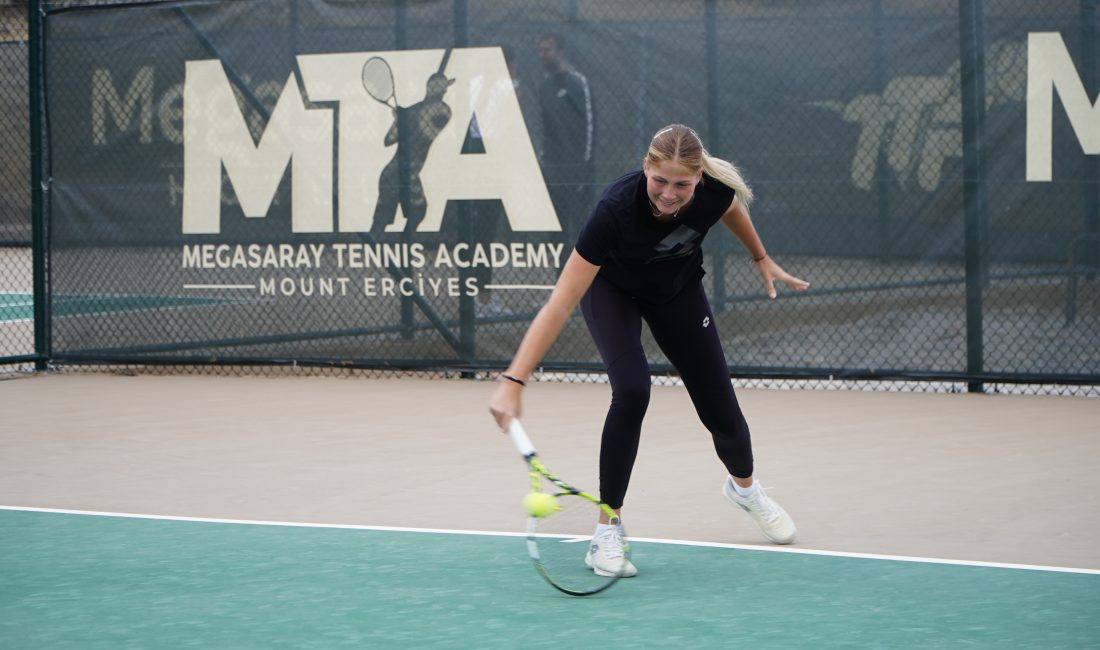 KAYSERİ (AA) – Erciyes'te gerçekleştirilen ITF Uluslararası Tenis Turnuvası, 2